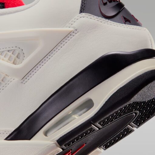 Buty męskie Air Jordan 4 Retro „Flight Club” - obrazek 8